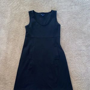 Gap black jumper dress Euc size 4